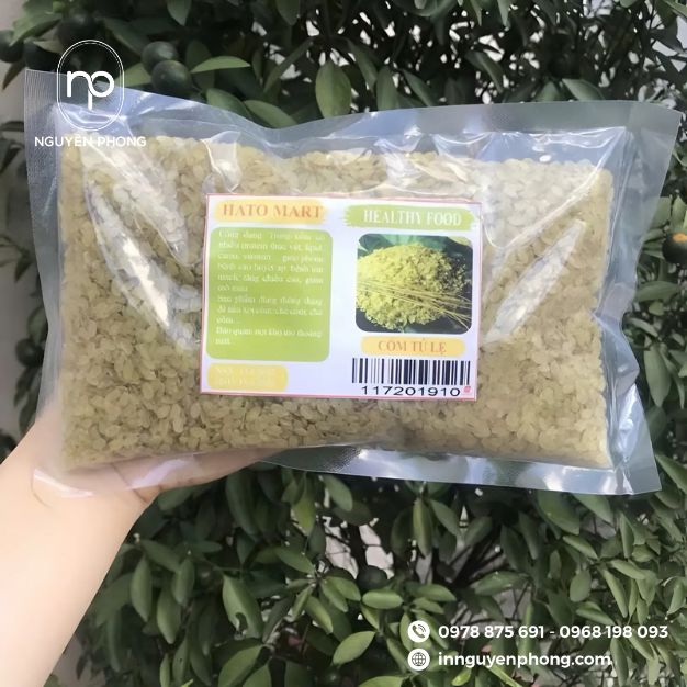 in tem nhãn cốm với thiết kế đơn giản